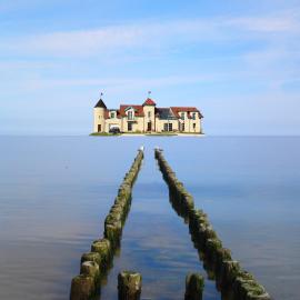 La Petite France, hotel i Koszalin