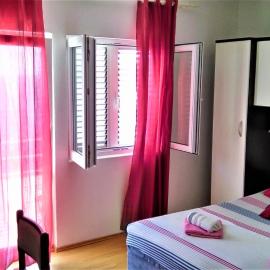 Apartment Vesna, Hotel in Milna