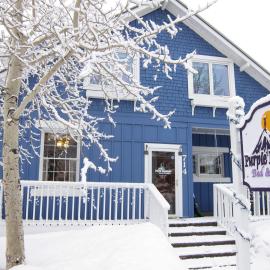 Purple Mountain Bed & Breakfast & Spa, hotel di Crested Butte