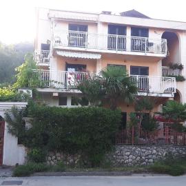 Villa Maja, hotel in Omišalj