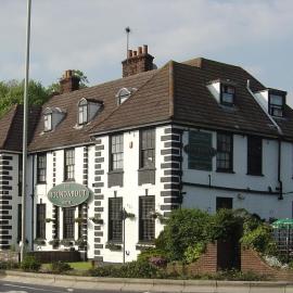 The Roundabout Hotel, хотел в Феърхем