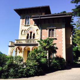 Villa Castiglioni Luxury Apartment，位于拉利奥的酒店