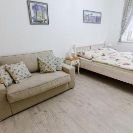 Guesthouse SaM, hotel in Roudnice nad Labem