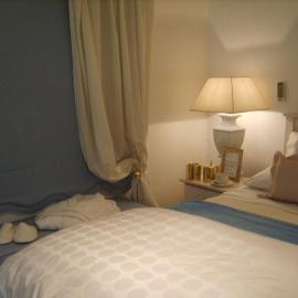 Emerald Guest House Springs, hotel i Springs