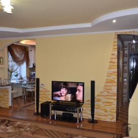 Lupova Home, hotel a Berdychiv
