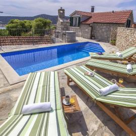 Dalmatian stone Villa Burica