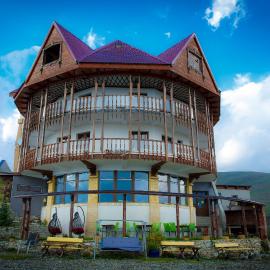 Casa Dacilor Liberi, hotel in Ranca