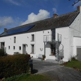 Ferme du Pont de Bois - Le Fenil, hotel v mestu Thuin