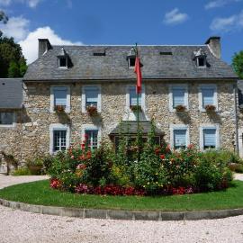 Domaine Véga, hotel Saint-Arroman városában