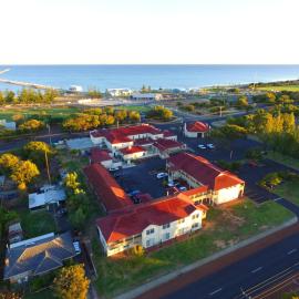 Esplanade Hotel Busselton, hotelli kohteessa Busselton