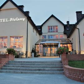 Hotel Bielany, отель в городе Беляны-Вроцлавске