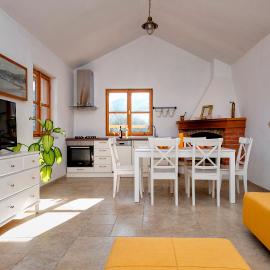 Pitve에 위치한 호텔 Vineyard Paradise House Pitve