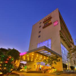 Hotel Parc Estique, hotel en Pune