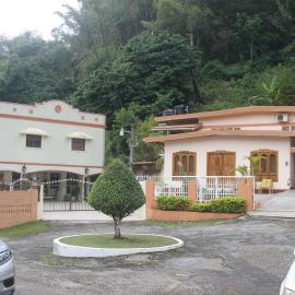 Two Bedroom Apartment, Hotel in Diego Martin