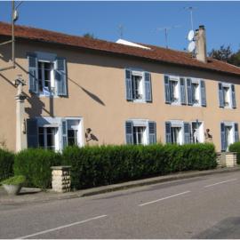 la maison du parc avec Recharge Electrique, hotel in Dammarie-sur-Saulx