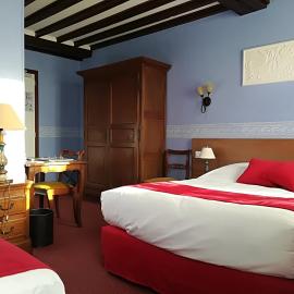 Hostellerie Saint Martin- Logis Hôtel et Restaurant, hotel en Creully