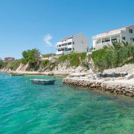 Apartments Beachfront Ante
