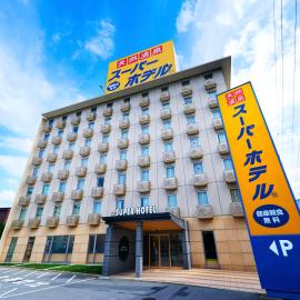 Super Hotel Kadoma، فندق في Kadoma