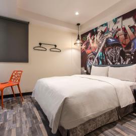 The Young Hotel, hotel i Zhongli