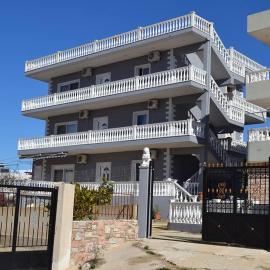 JOHN Apartments, hotel a Ksamil