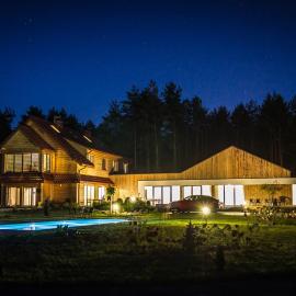 Leśna Chata, hotel en Cieszanów