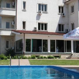 Hotel Paradis, hotell sihtkohas Slatina