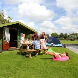 Camping Recreatiepark Aalsmeer, hotel Aalsmeerben