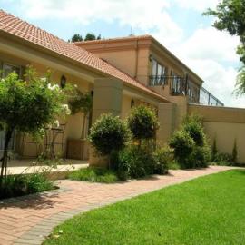 Elizabeth Lodge, hotel in Boksburg