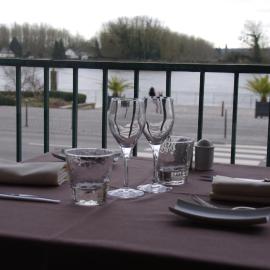 Hôtel Le Normandie, hotel v destinácii Caudebec-en-Caux