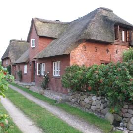 Haus-an-de-Marsch – hotel w mieście Midlum