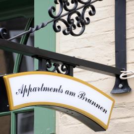 Apartments am Brunnen, hotel u gradu Kedlinburg