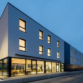 Motel Grieskirchen superior: Grieskirchen şehrinde bir otel