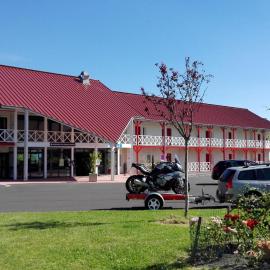 Fasthotel Montmarault, hotel u gradu 'Montmarault'