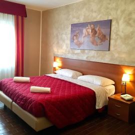 Hotel Forum, hotel a Rozzano