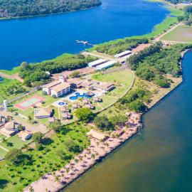 Resort da Ilha, ξενοδοχείο σε Sales