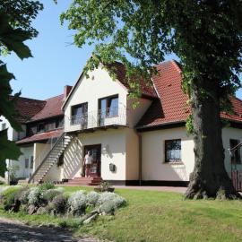 Ferienwohnung mit Terrasse in Kropelin