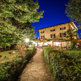 Albergo Pian del Bosco, hotel din Novafeltria
