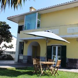 Casa de alojamento local (T2) Queluz de Baixo, hotel u gradu Oeiras