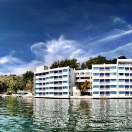 Villa Bejar Tequesquitengo, hotel en Tequesquitengo