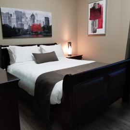 1-Bedroom Cozy Suite #26 by Amazing Property Rentals, hotel u gradu Gatine