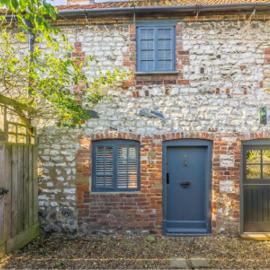 No33 THORNHAM BOUTIQUE COTTAGE 3 – hotel w mieście Thornham