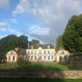 Rouge Maison, hotel din Bois-Normand-près-Lyre