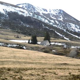 le monne (dit la fermette ), hotel in Chambon-sur-Lac