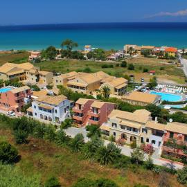 Nireas Resort Corfu, хотел в Ахарави