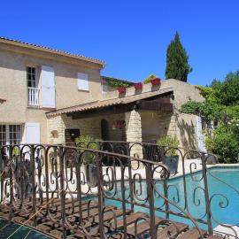 Villa Solary, hotel a Le Pontet