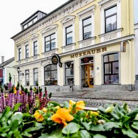 Konditorei Müssauer, hotel u gradu Vajdhofen na Taji