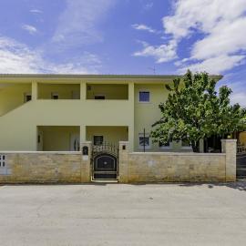 Apartment Kraljevic