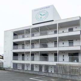 BEEHIVE APARTMENT Moriguchi, hotel a Osaka