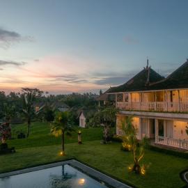 B Saya Villas