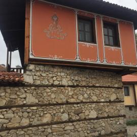ЧОЛАКОВАТА КЪЩА, hotel in Koprivshtitsa